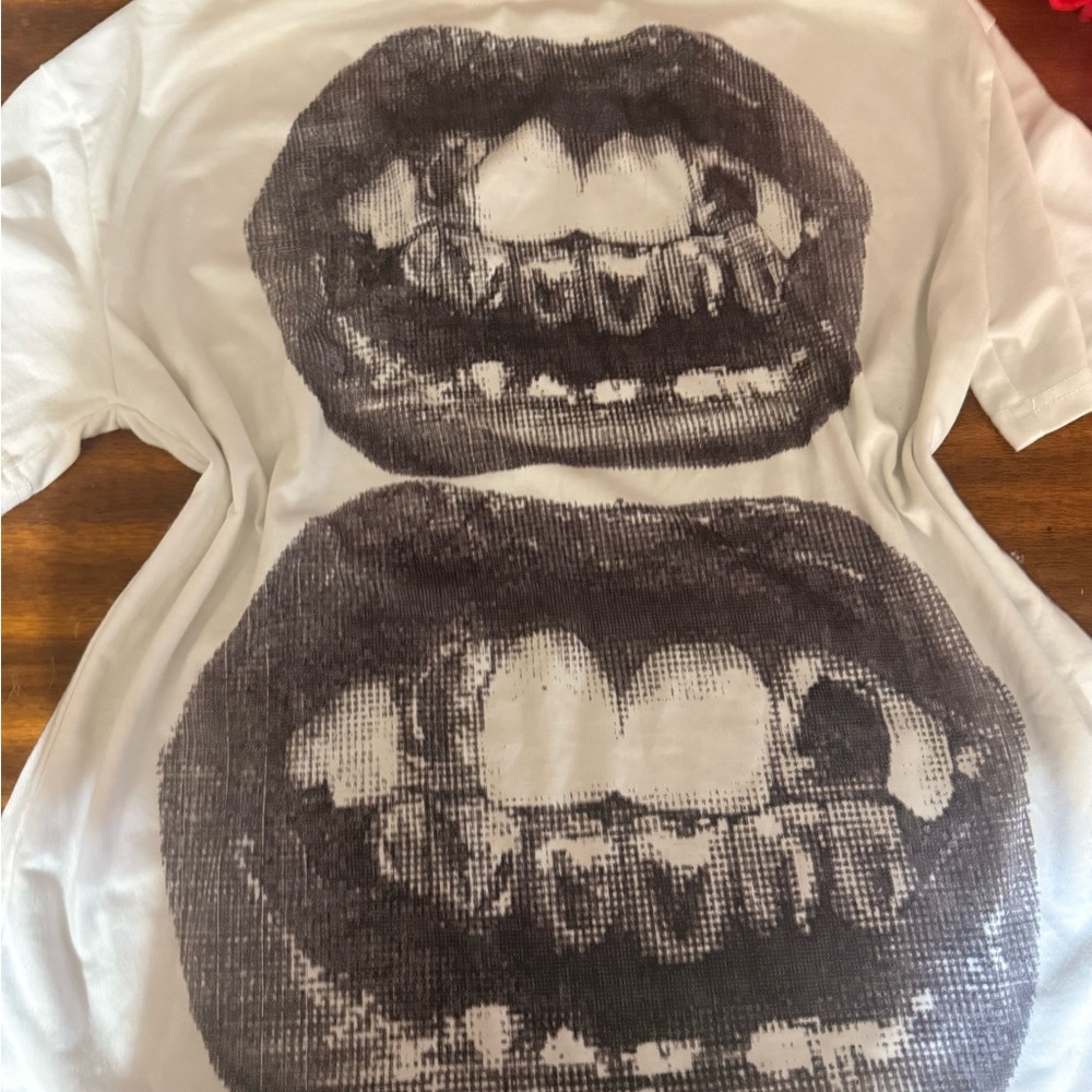 Graphic T-Shirt in White